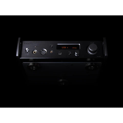 Teac UD-507 USB DAC / Preamplifier / Headphone Amplifier